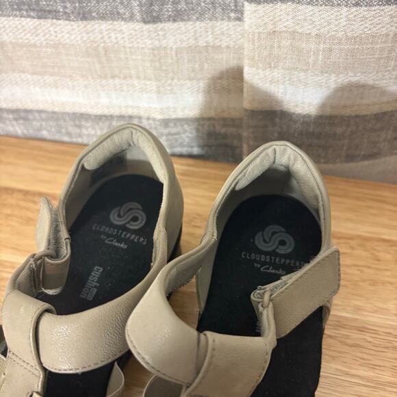 Cloudsteppers By Clarks Tan Wedges Size 9 - Picture 5 of 10